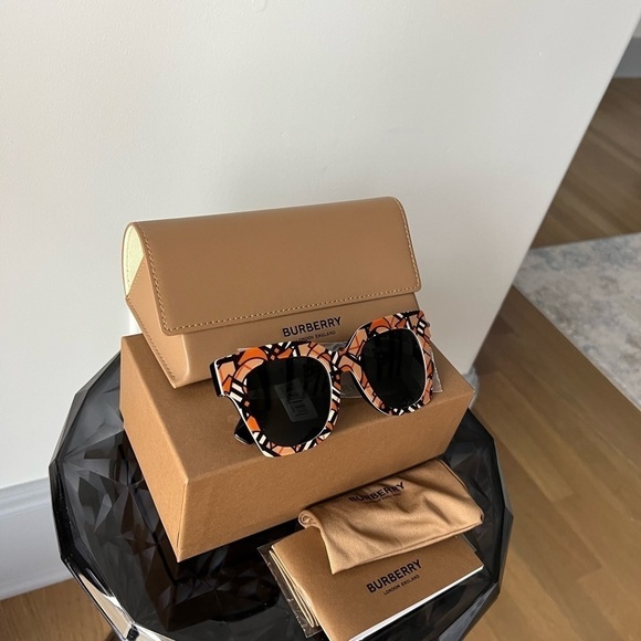 Burberry TB Monogram Check Square Acetate Sunglasses - Picture 5 of 14